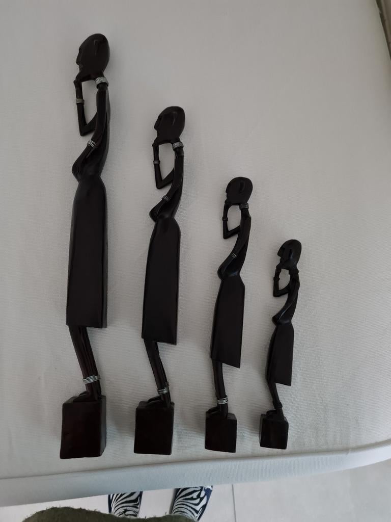 Set van 4 houten familiebeeldjes - Decoratie, Hout, Gebruikt, Overige stijlen, Ophalen of Verzenden