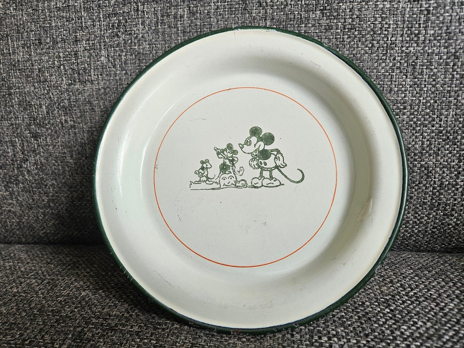 Vintage emaille bordje Mickey Mouse en vrienden, Verzamelen, Disney, Verzenden, Mickey Mouse, Gebruikt, Servies