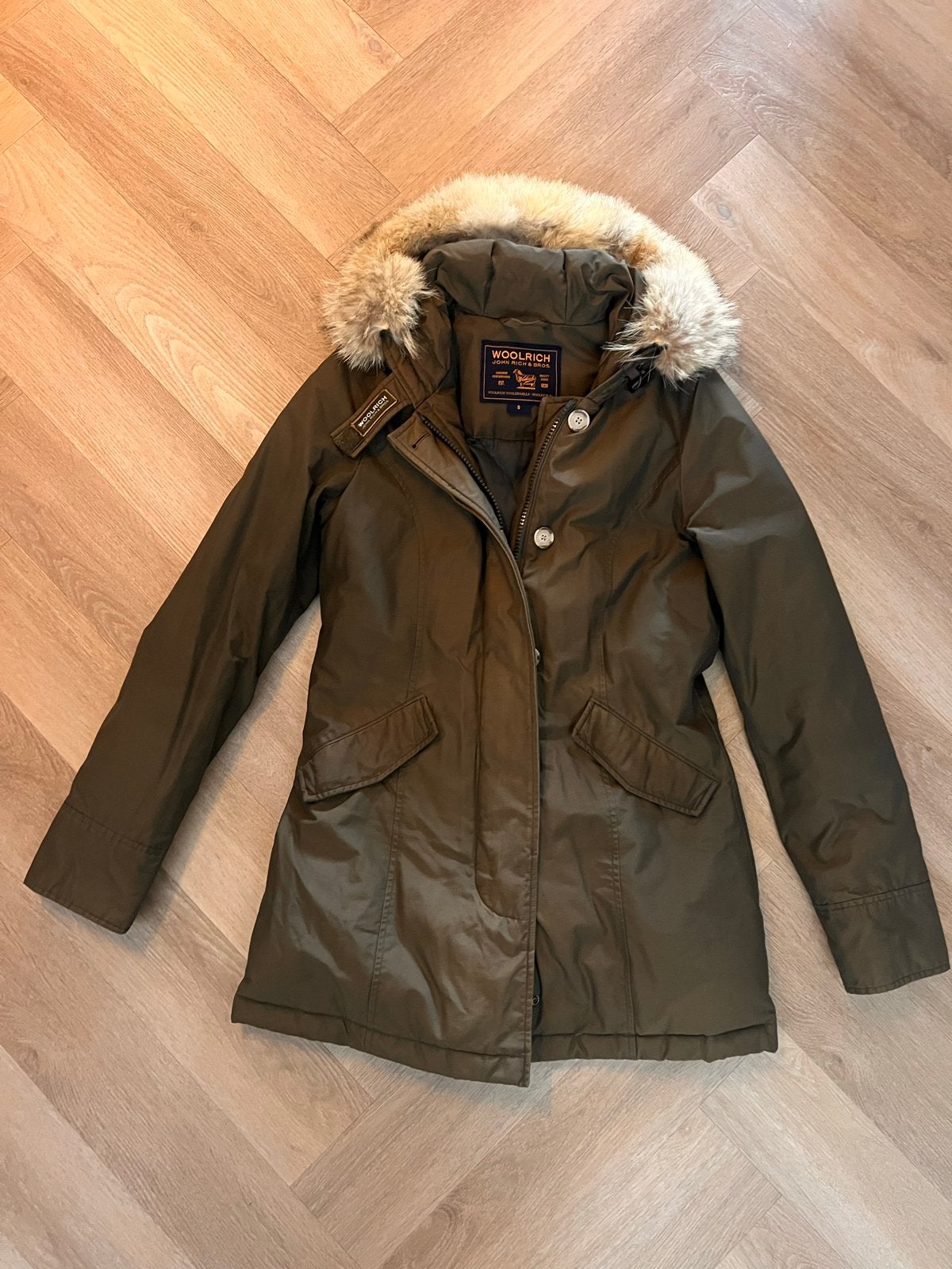 Woolrich winterjas maat 176 (S), Kinderen en Baby's, Ophalen of Verzenden, Zo goed als nieuw