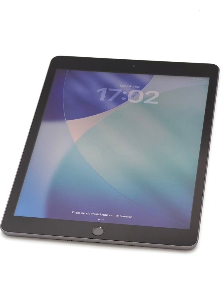 Erg Nette iPad 8th gen Black, met 88% batterijconditie!, Computers en Software, 10 inch, Gebruikt, 32 GB, Apple