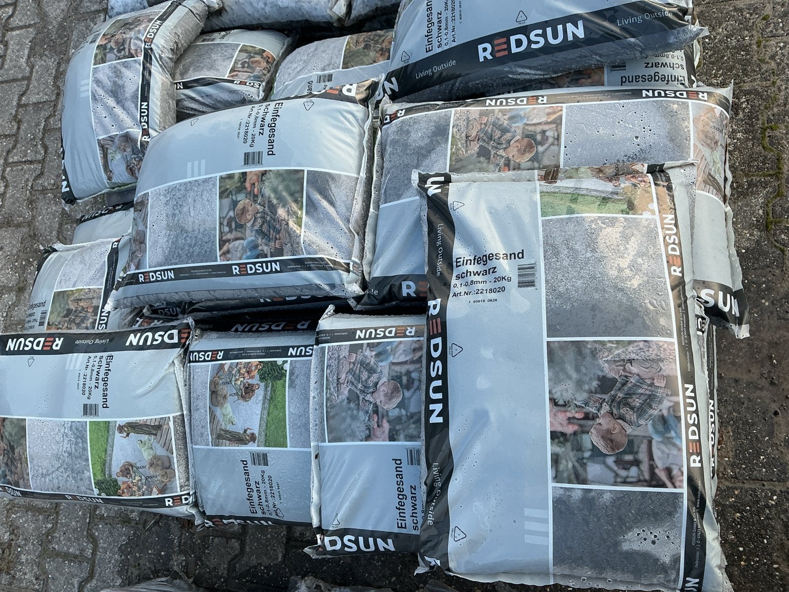 REDSUN Voegzand Zwart 0,1-0,8mm - 20kg zakken, Tuin en Terras, Ophalen of Verzenden, Nieuw, Voegzand