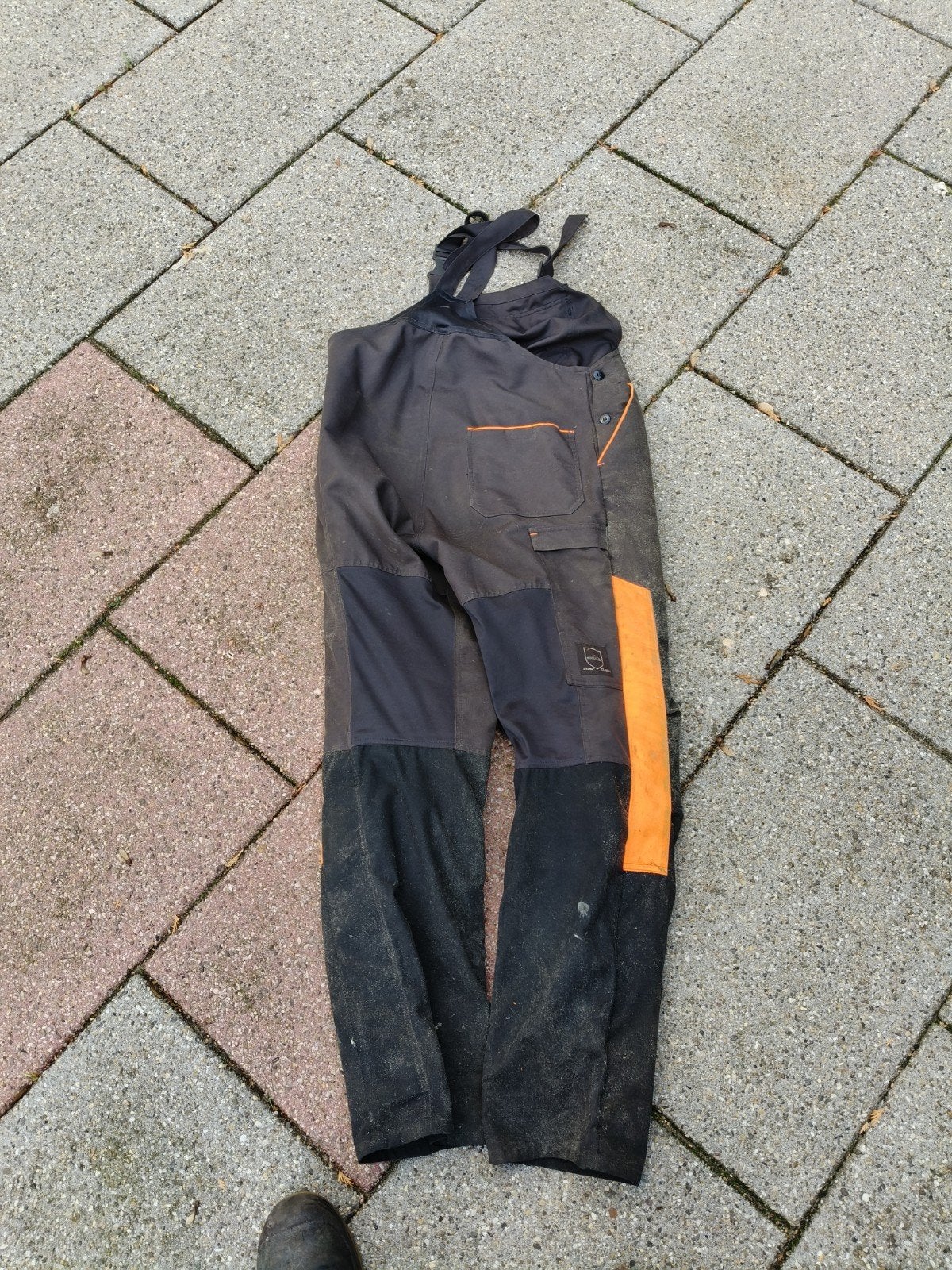 Stihl zaagbroek - Zo goed als nieuw, Ophalen of Verzenden, Zo goed als nieuw