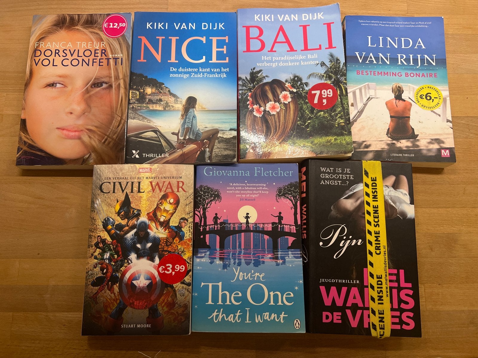 Diverse Boeken: Thrillers, Romans & Jeugdboeken, Ophalen of Verzenden, Gelezen, Nederland