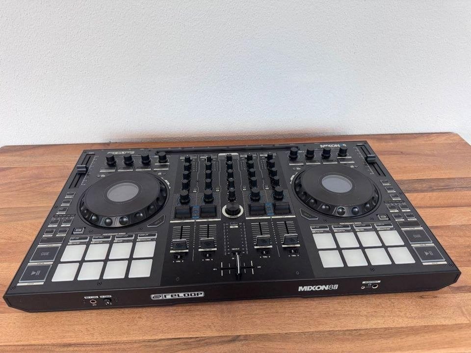 Reloop Mixon 8 Pro, Ophalen of Verzenden, Zo goed als nieuw, Dj-set, Reloop