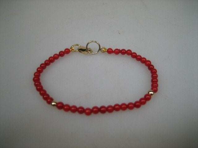 Antieke bloedkoralen Baby armbandje gouden Cartier sluiting, Sieraden, Tassen en Uiterlijk, Kindersieraden, Nieuw, Armband, Overige kleuren