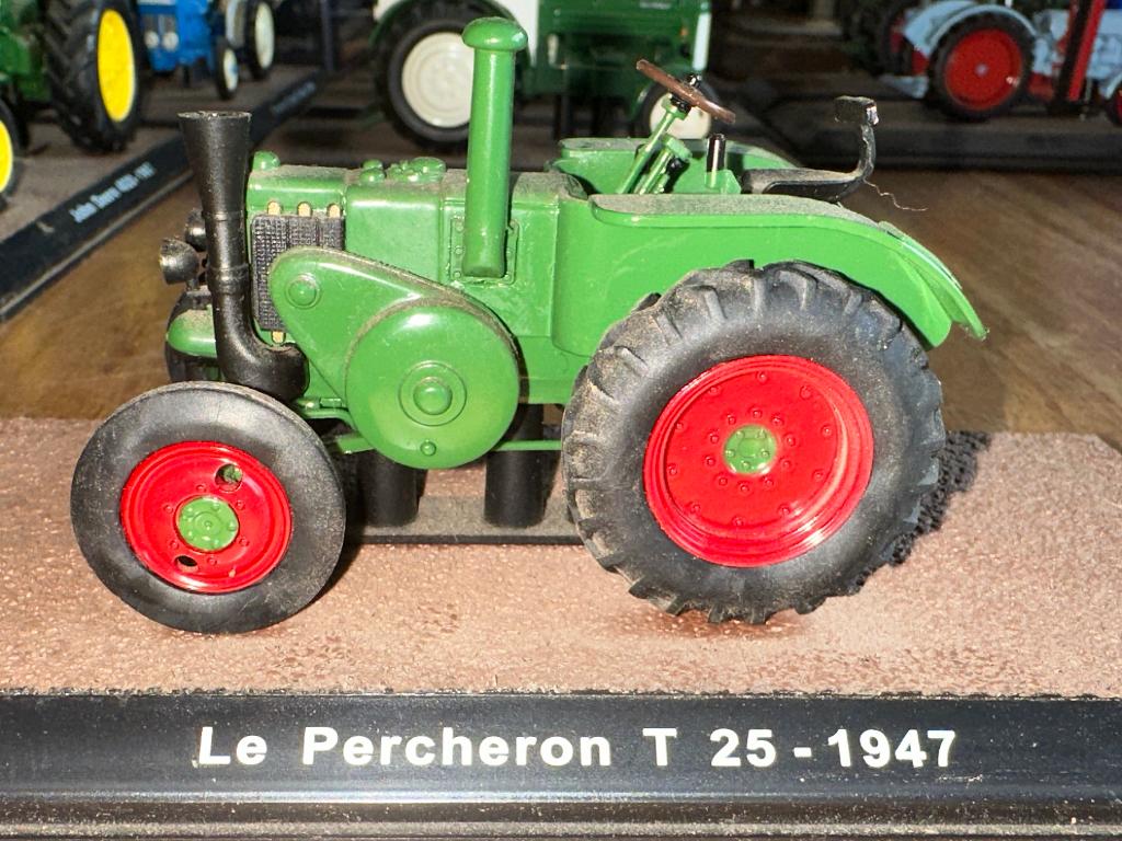 Le Percheron T25 tractor 1947 metalen model tractor 1:32#v#, Ophalen, Zo goed als nieuw, Tractor of Landbouw, Overige merken