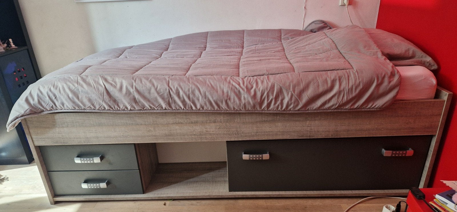 Eenpersoonsbed 90x200 met opbergruimte, zeer goede staat, Huis en Inrichting, Slaapkamer | Bedden, Ophalen, Zo goed als nieuw