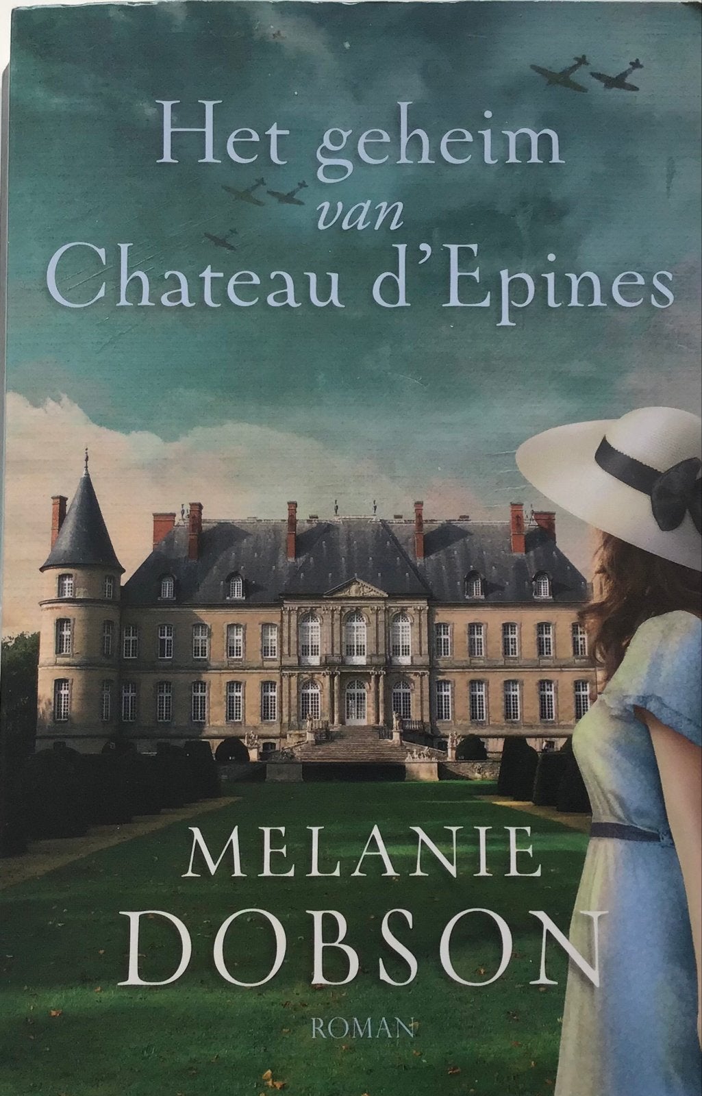Het geheim van Chateau d'Epines - Melanie Dobson, Ophalen of Verzenden, Zo goed als nieuw, Nederland