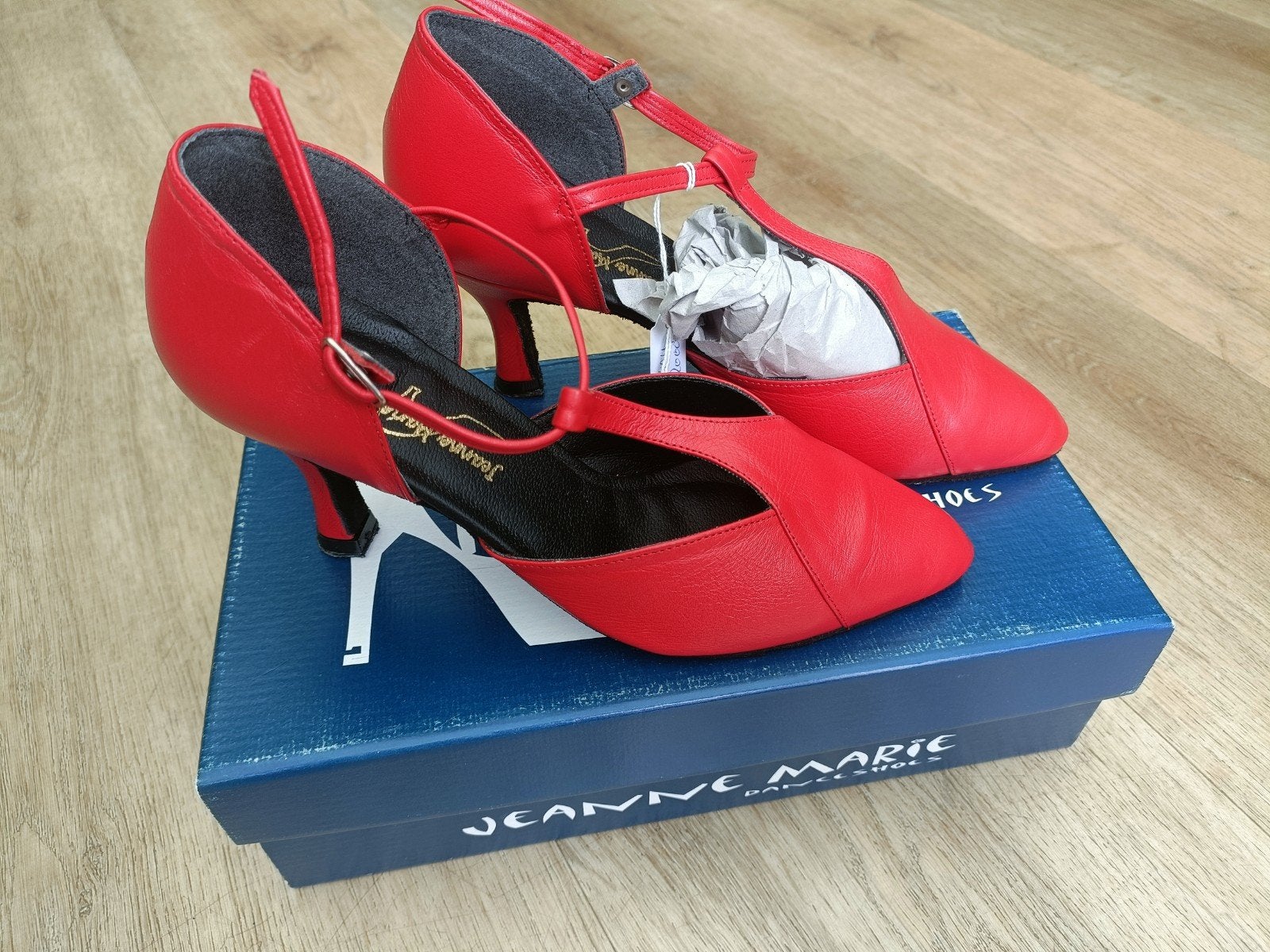 Jeanne Marie Rode Dansschoenen Hakken - Nieuw, Ophalen of Verzenden, Nieuw, Schoenen