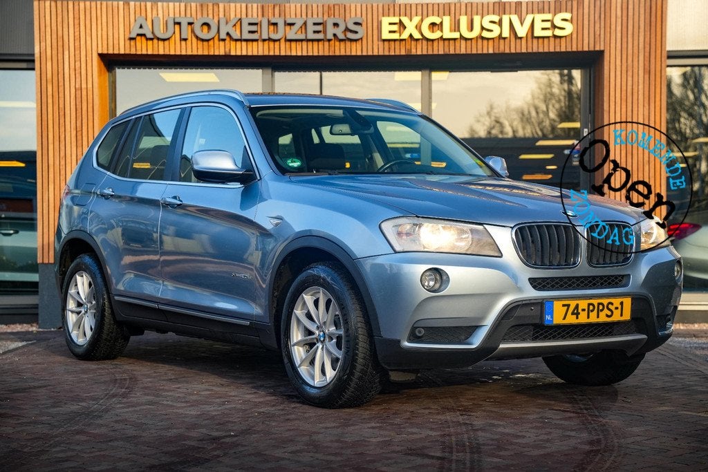 BMW X3 xDrive20d Executive Trekhaak Panoramadak Parkeersenso, Automaat, Euro 5, Stof, Zwart