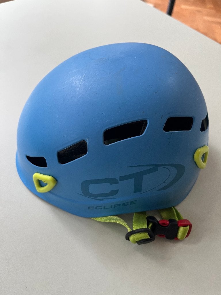 Klim helm kind maat 48-56 cm, Ophalen of Verzenden, Zo goed als nieuw, Klimsport-accessoire