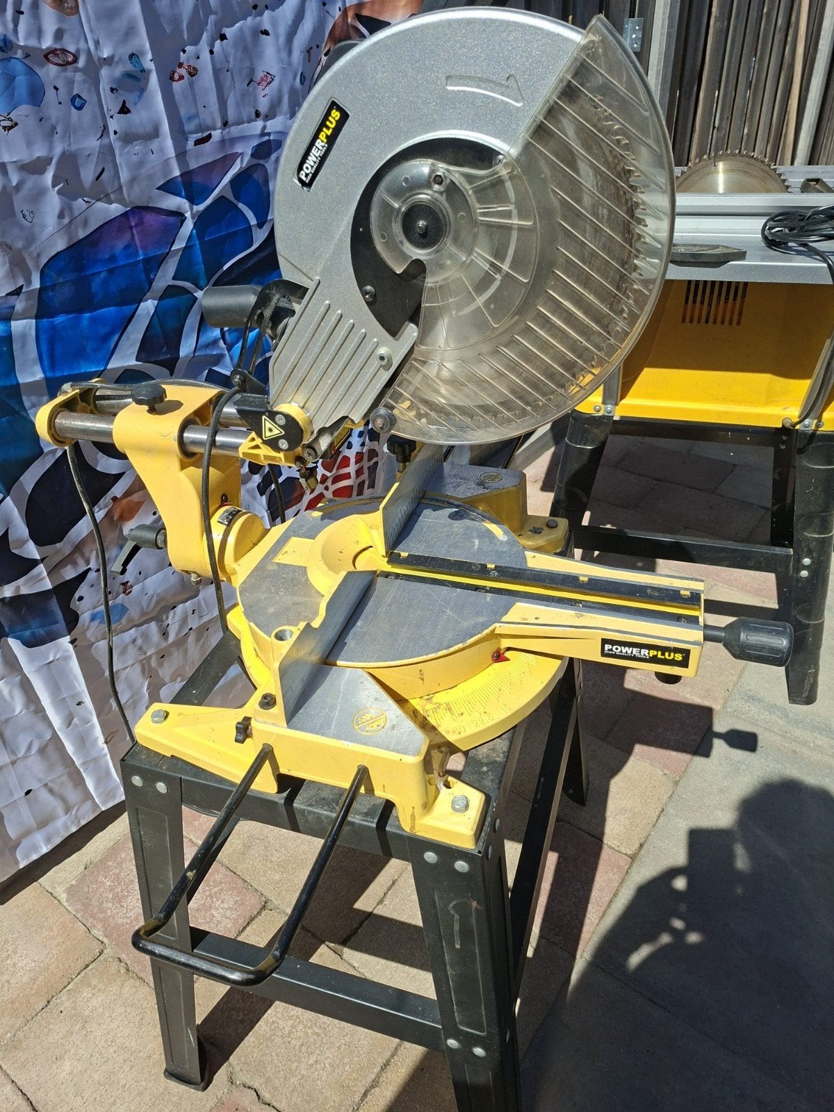 Powerplus Afkortzaag POWX075751DB - 2000W, Doe-het-zelf en Verbouw, Gereedschap | Zaagmachines, Ophalen, Gebruikt, 70 mm of meer