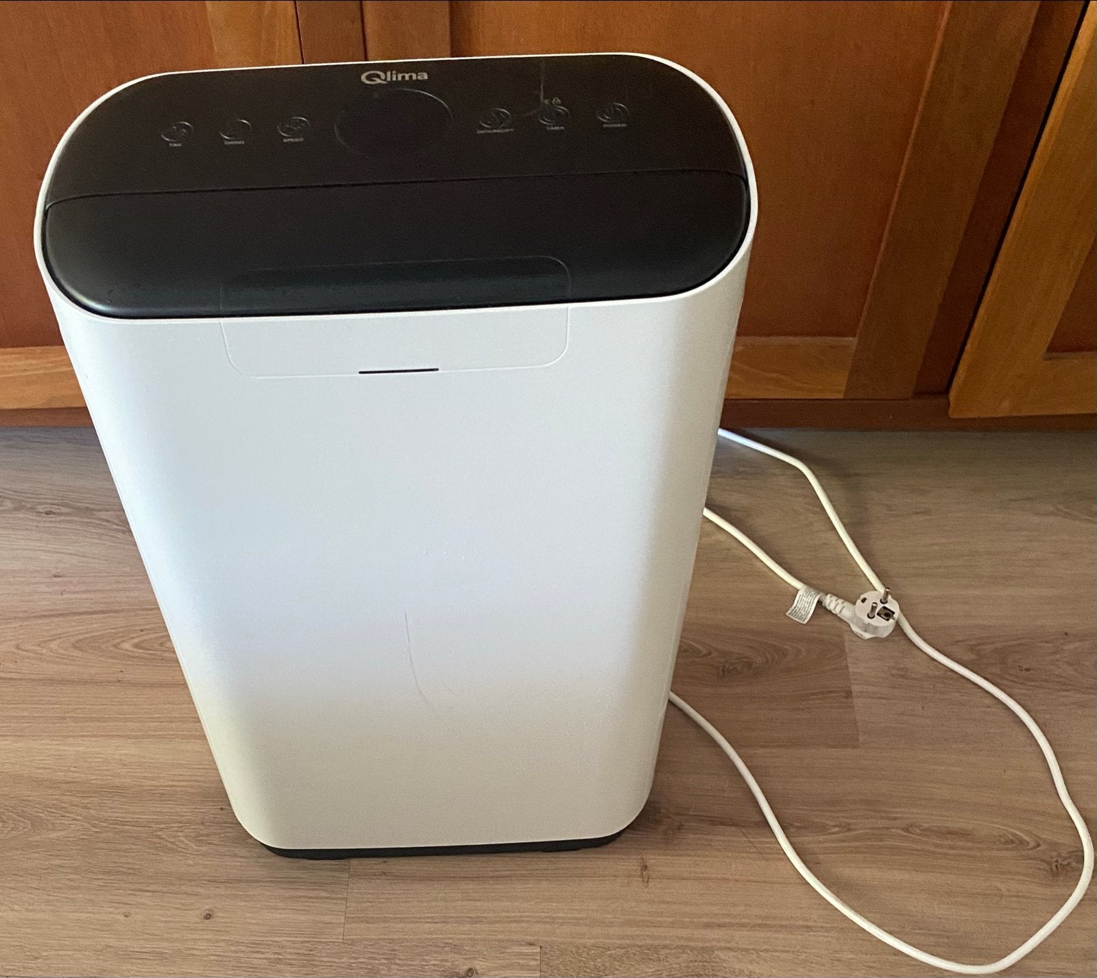 Qlima DD 808 Luchtontvochtiger - 8L/24u, Ophalen, Zo goed als nieuw, Luchtontvochter