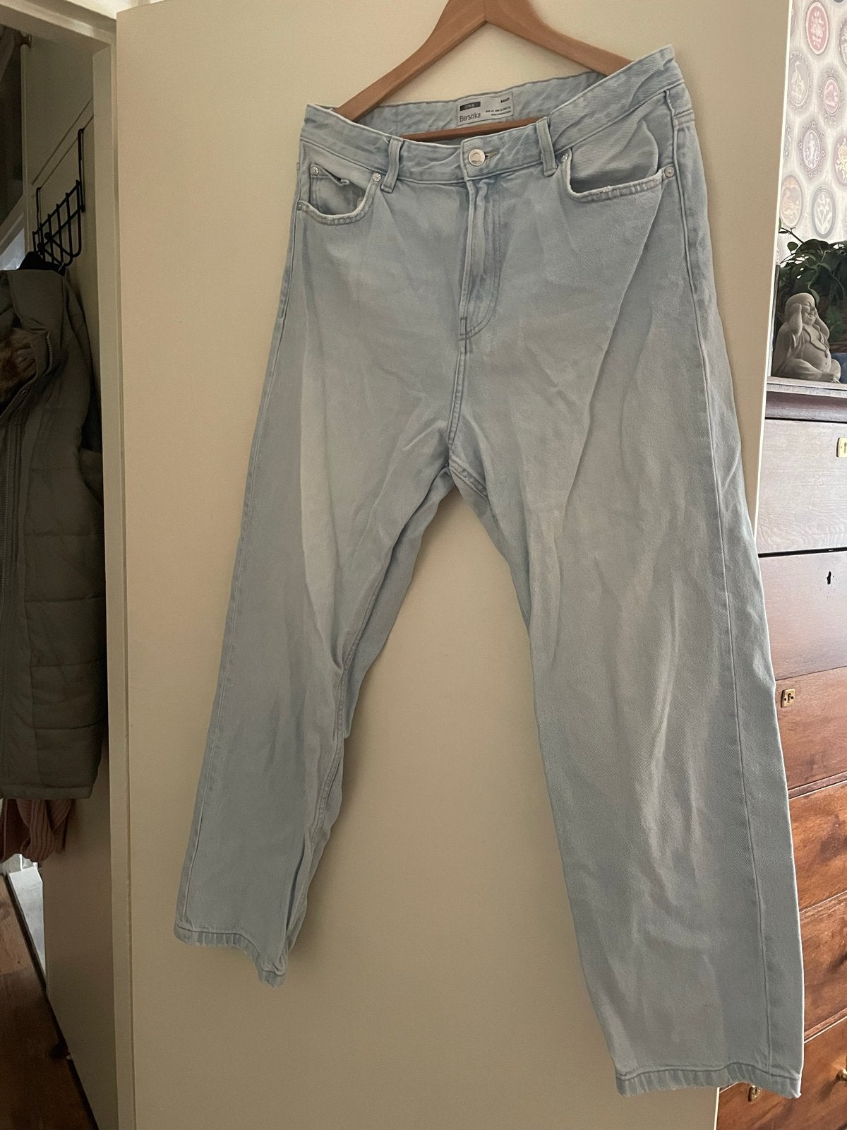 Bershka Baggy Jeans - Lichtblauw (W33-W36), Kleding | Dames, Ophalen of Verzenden, Zo goed als nieuw, Blauw, W33 - W36 (confectie 42/44)