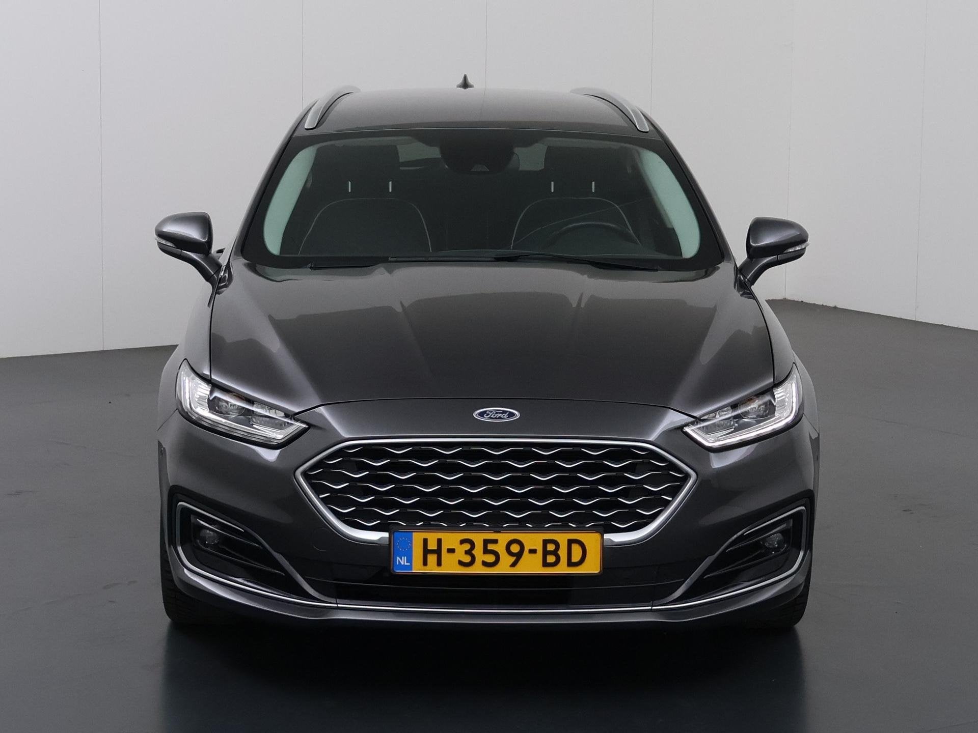 Ford Mondeo Wagon 2.0 IVCT HEV Vignale | Adaptieve Cruise Co, Auto's, Gebruikt, 4 cilinders, Mondeo, 1616 kg