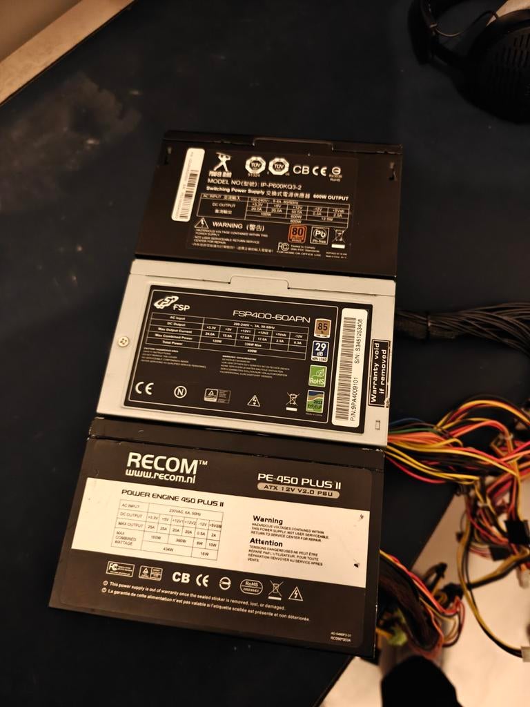 3 PC‑voedingen – 600W / 450W / 400, Computers en Software, Interne voedingen, Ophalen of Verzenden