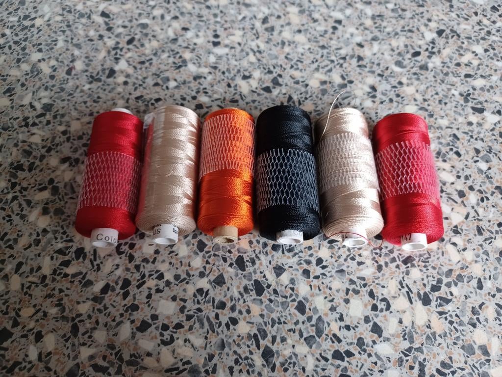 Borduurgaren voor de machine., Ophalen of Verzenden, Zo goed als nieuw, Garen of Naald(en)