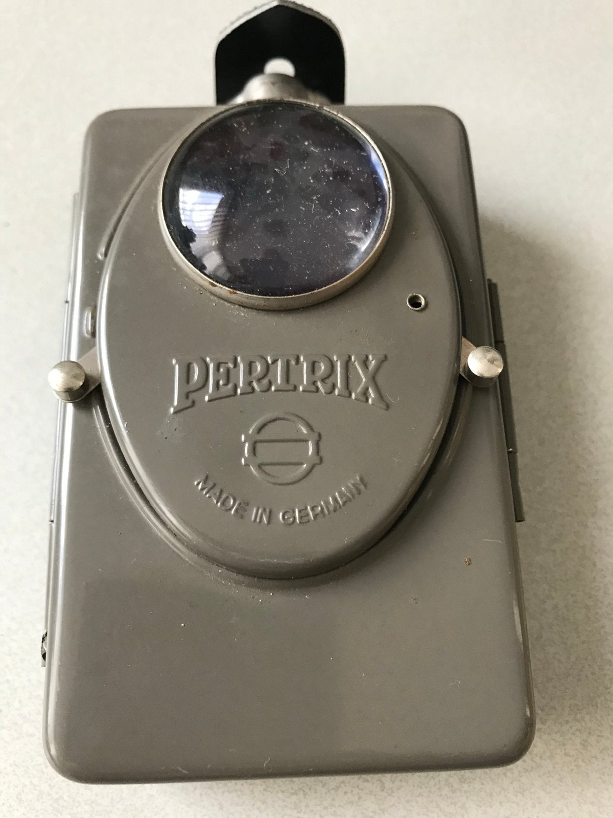 Oude Pertrix zaklantaarn met batterij - Made in Germany, Ophalen of Verzenden