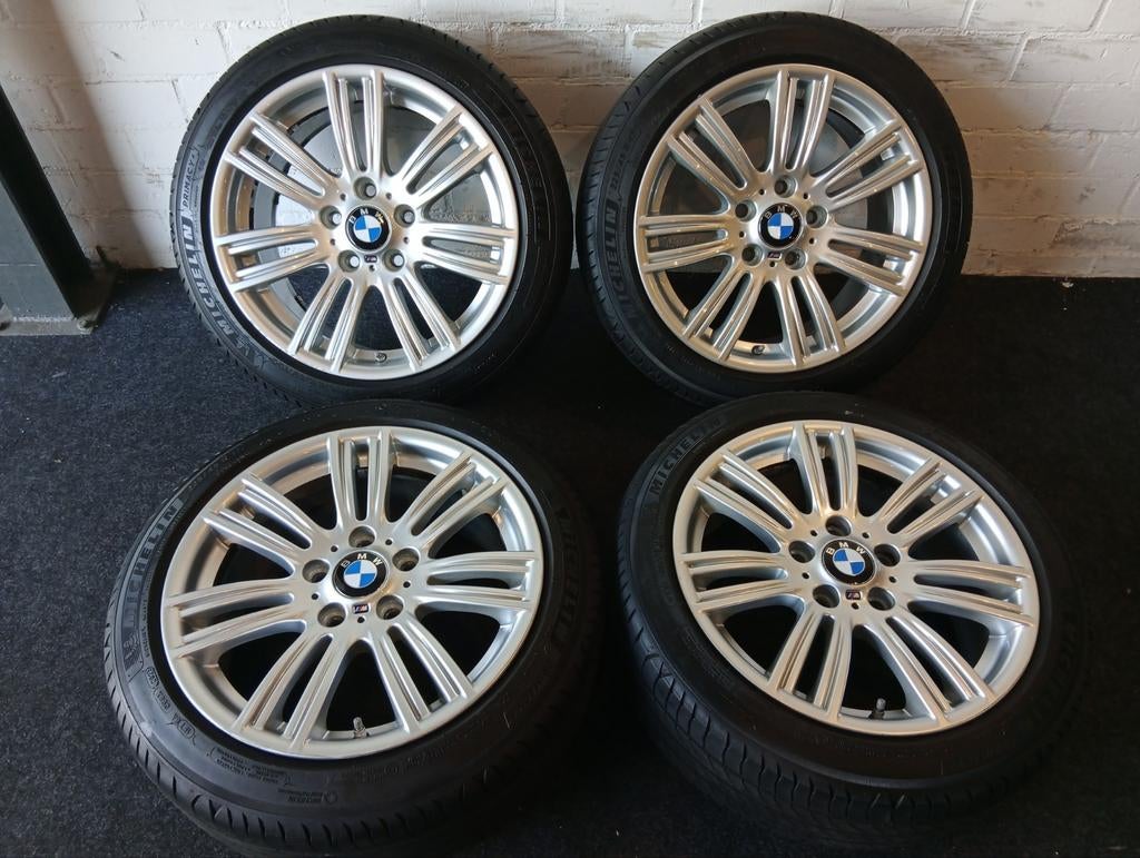 BMW 17" Styling M 383 Breedset Velgen met banden E90 E91 E92, Ophalen, Gebruikt, Banden en Velgen, 17 inch