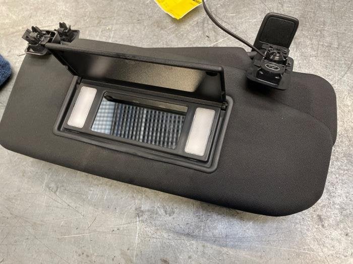 Zonneklep set van een Volvo V60, Gebruikt, -, -, Ophalen of Verzenden