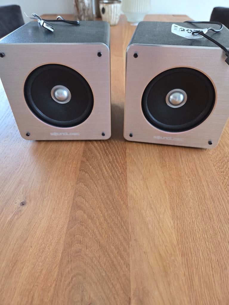 SoundLogic Bluetooth Speakers - Compact en Draagbaar, Overige merken, Ophalen of Verzenden, Zo goed als nieuw, Minder dan 60 watt