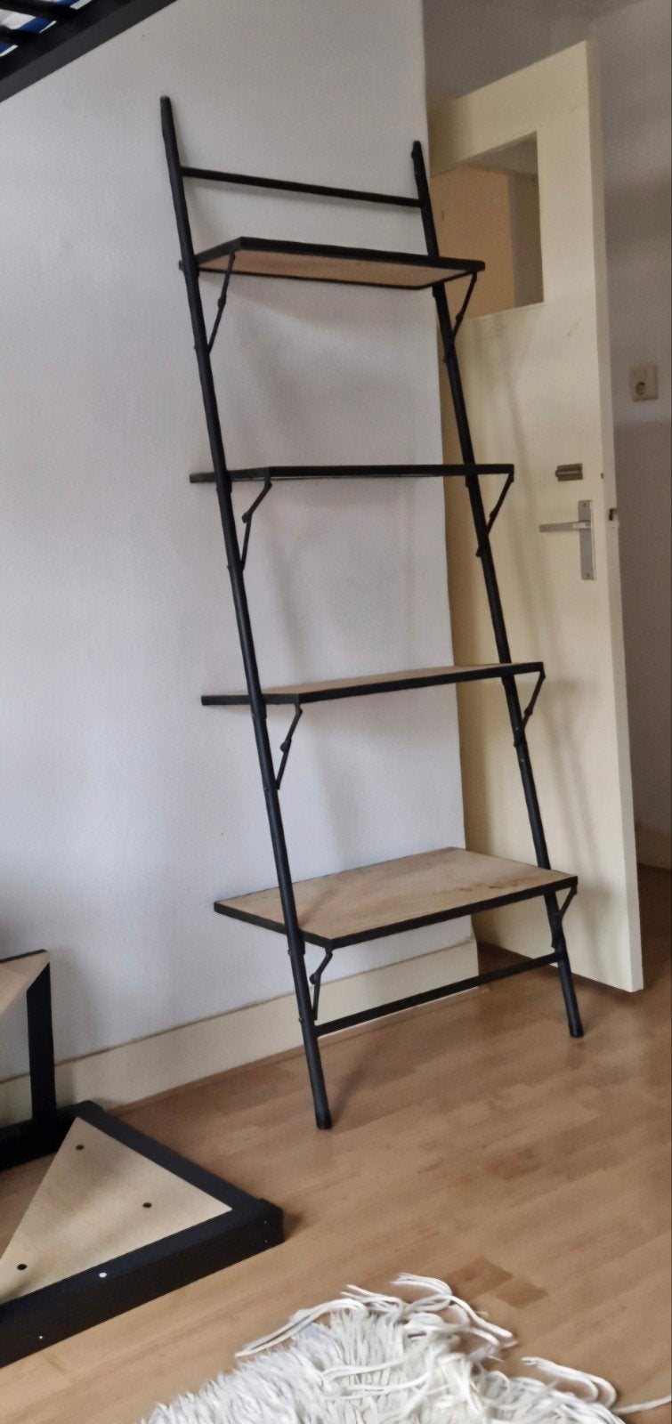 Stevige stellingkast trapmodel, Ophalen, Zo goed als nieuw, 25 tot 50 cm, 50 tot 100 cm