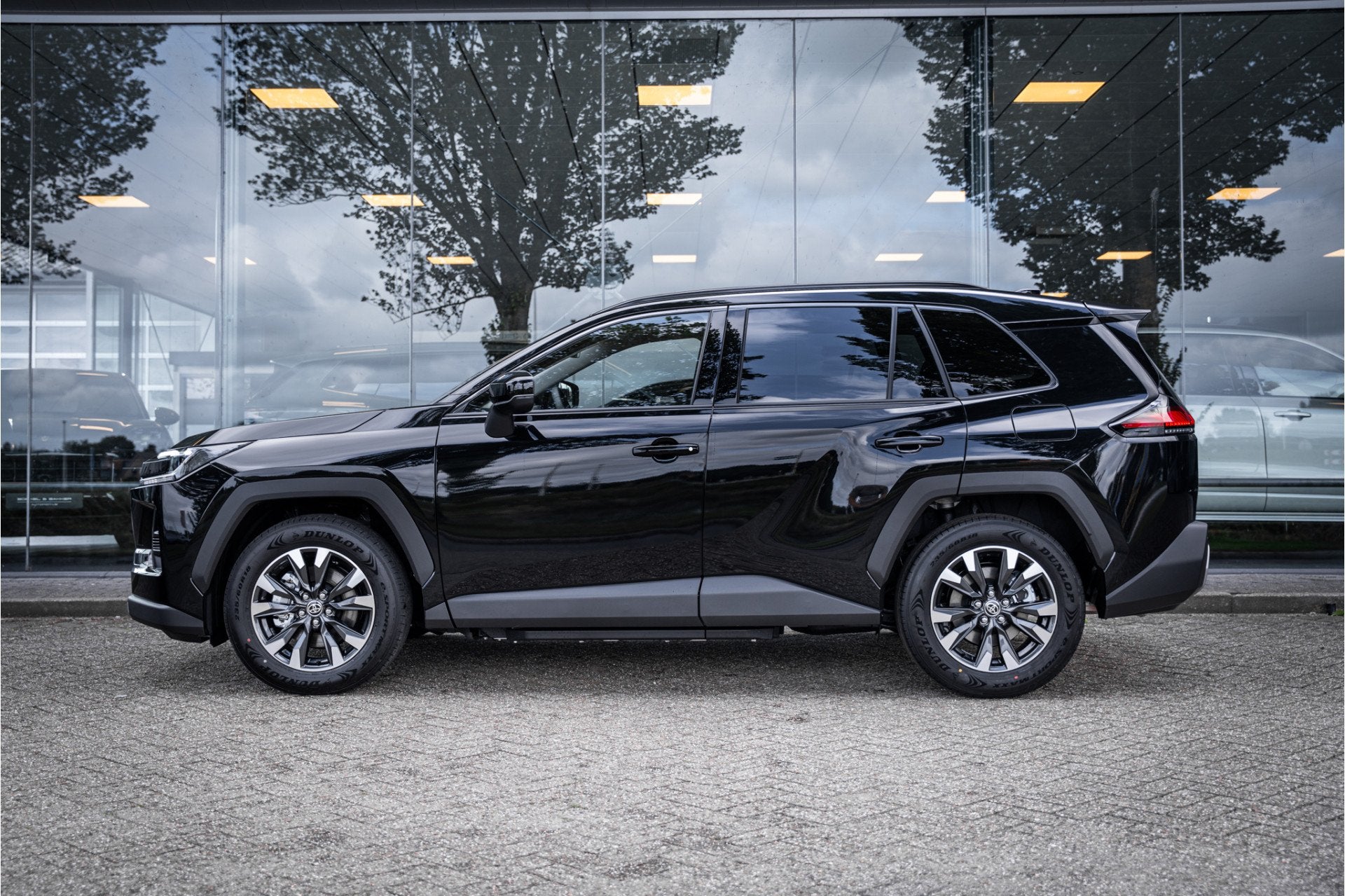 Toyota RAV4 2.5 Plug-in Hybrid 270 Dynamic * Navigatie * Car, Dealer onderhouden, Stof, Gebruikt, Zwart