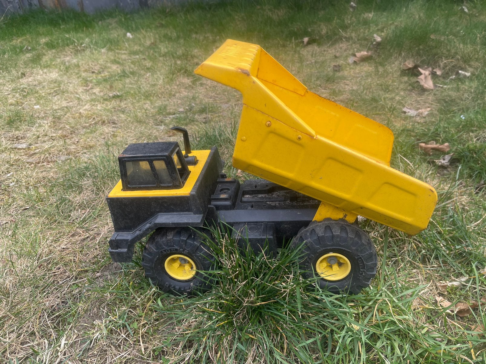 Tonka Steel Classics Dump Truck kiepwagen zandbak, Ophalen, Gebruikt