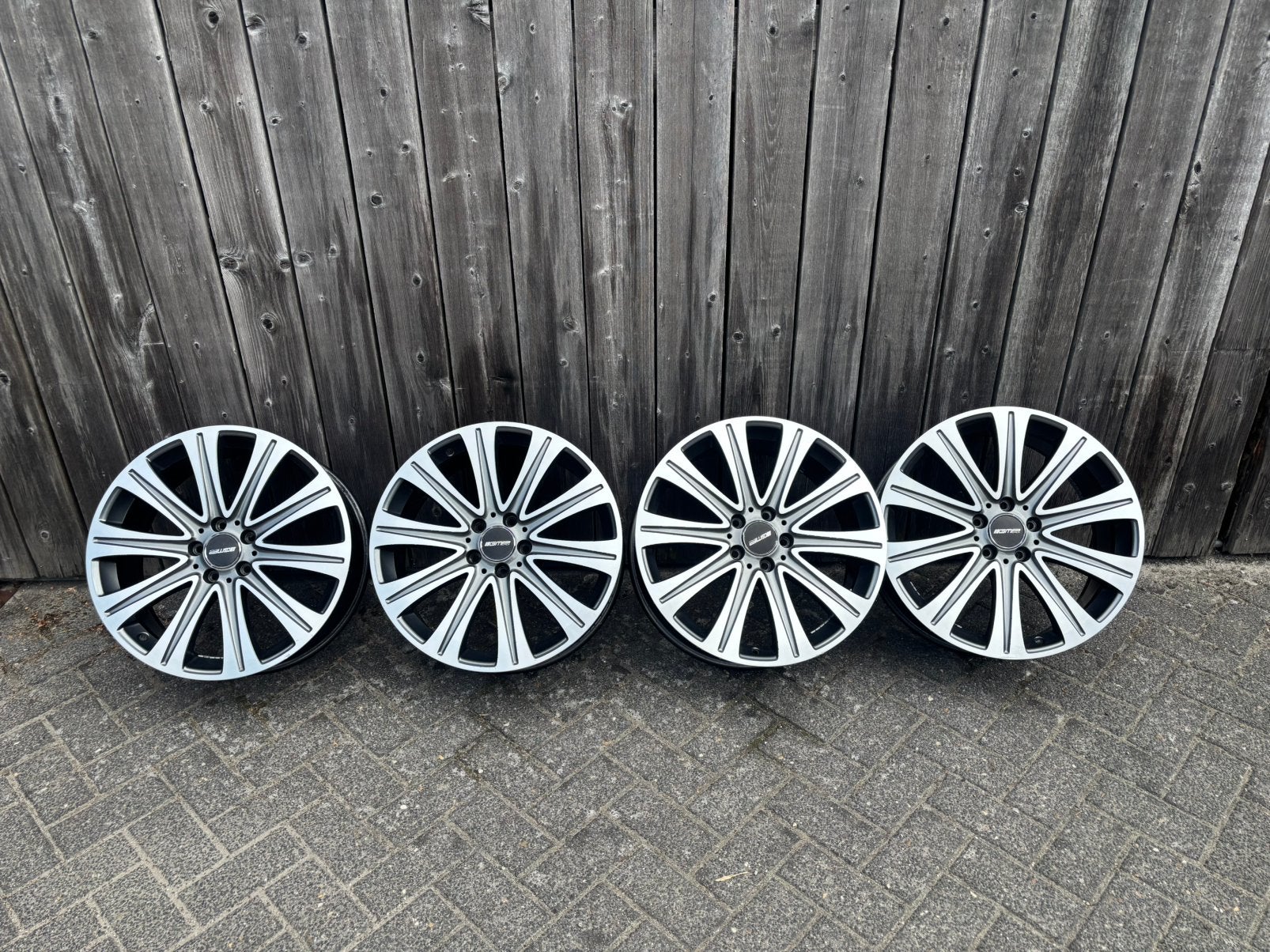 Gmp set velgen 245/45r19 mercedes vito nette staat !, Ophalen, 18 inch, Velg(en), All Season