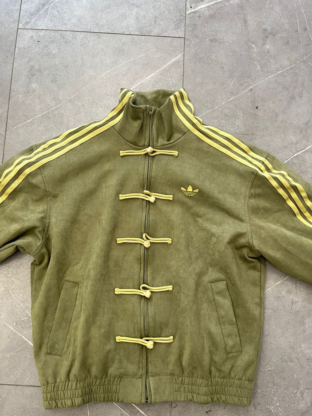 Adidas chinese new year m, Ophalen of Verzenden, Nieuw, Maat 48/50 (M), Groen