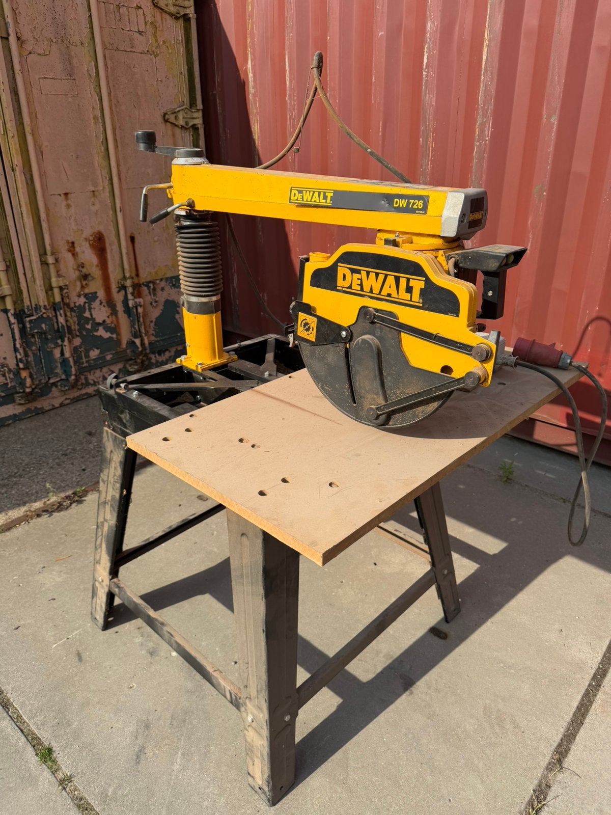 Dewalt dw726, Doe-het-zelf en Verbouw, Gereedschap | Zaagmachines, 70 mm of meer, Ophalen of Verzenden, Zo goed als nieuw, Afkortzaag