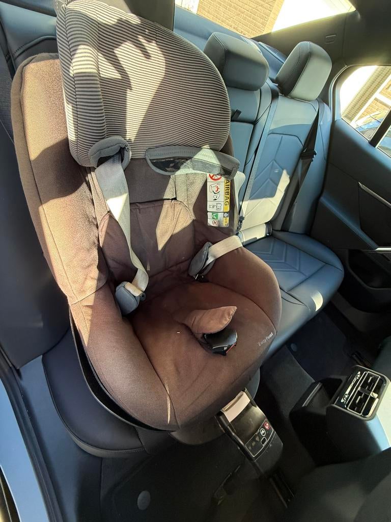 Maxi cosi 2way pearl & 2wayfix base, Kinderen en Baby's, Autostoeltjes, Zo goed als nieuw, Maxi-Cosi, 9 t/m 18 kg, Isofix, Ophalen of Verzenden