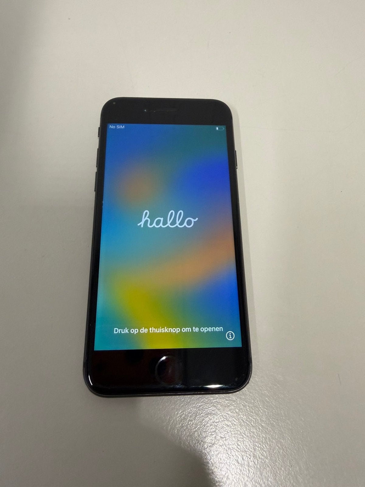 Iphone 8 Black inclusief screenprotector, Telecommunicatie, Zwart, Ophalen of Verzenden, Zo goed als nieuw, 64 GB