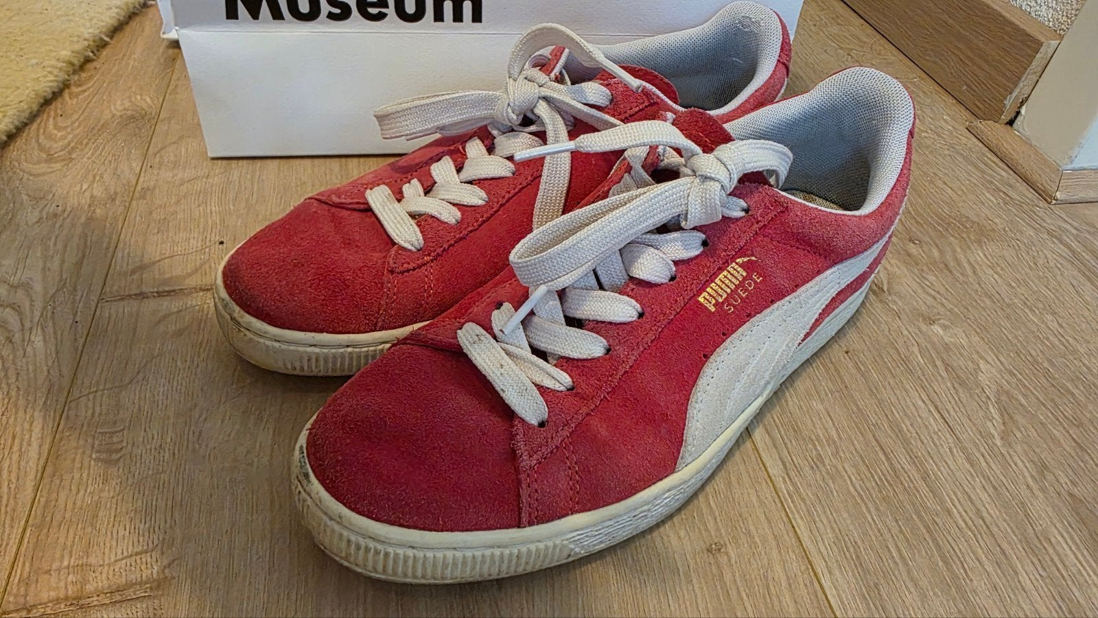 Roze suède Puma sneakers - Maat 39, Puma, Ophalen of Verzenden, Gedragen, Roze