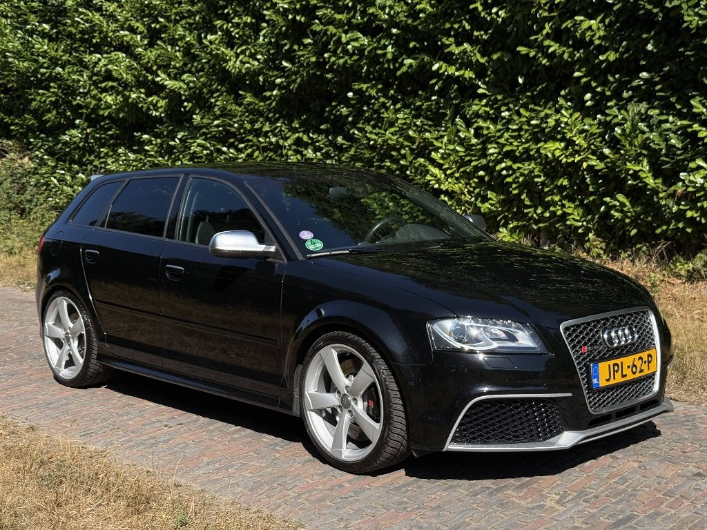 Audi A3 RS3 2.5 Tfsi 340pk Quattro S Tronic 2012 Zwart, Auto's, Automaat, Dealer onderhouden, Lichtsensor, Zwart