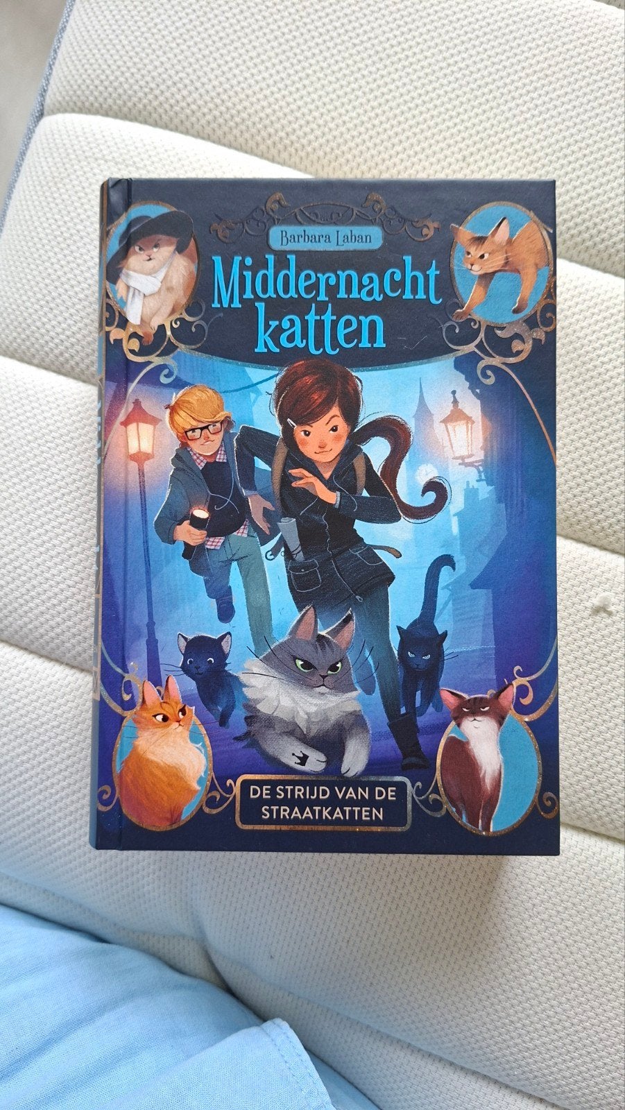 Middernachtkatten, Ophalen, Zo goed als nieuw