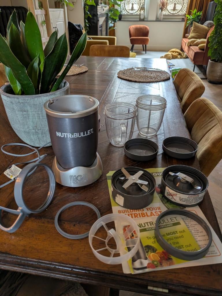 NutriBullet NB-101B Blender 600W met accessoires, Ophalen of Verzenden, Gebruikt, Blender