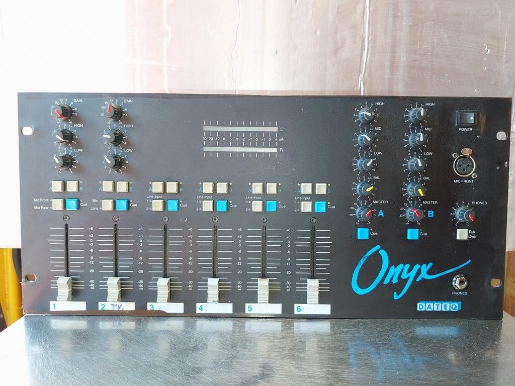 DateQ Onyx Professionele 6-Kanaals DJ-Mengtafel, Ophalen