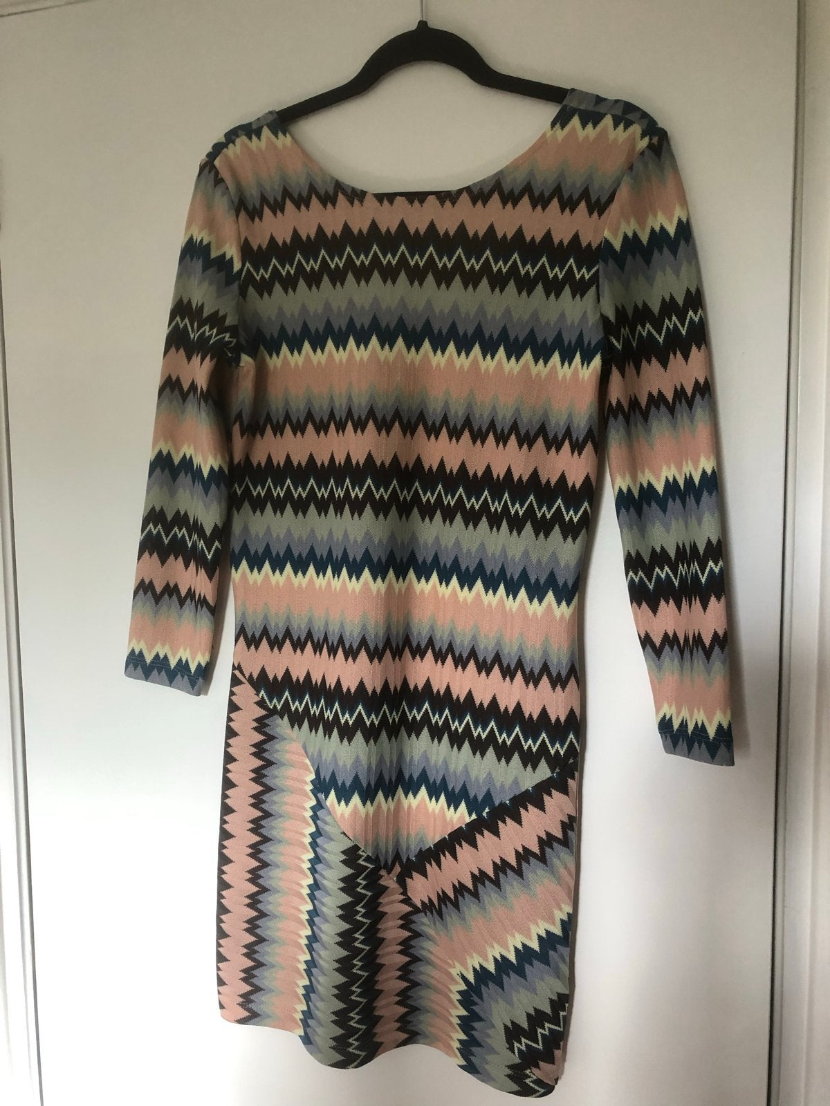 SUPERTRASH  Duana jurk met zigzagprint, Kleding | Dames, Jurken, Meerkleurig, Ophalen of Verzenden, Zo goed als nieuw, Maat 36 (S)