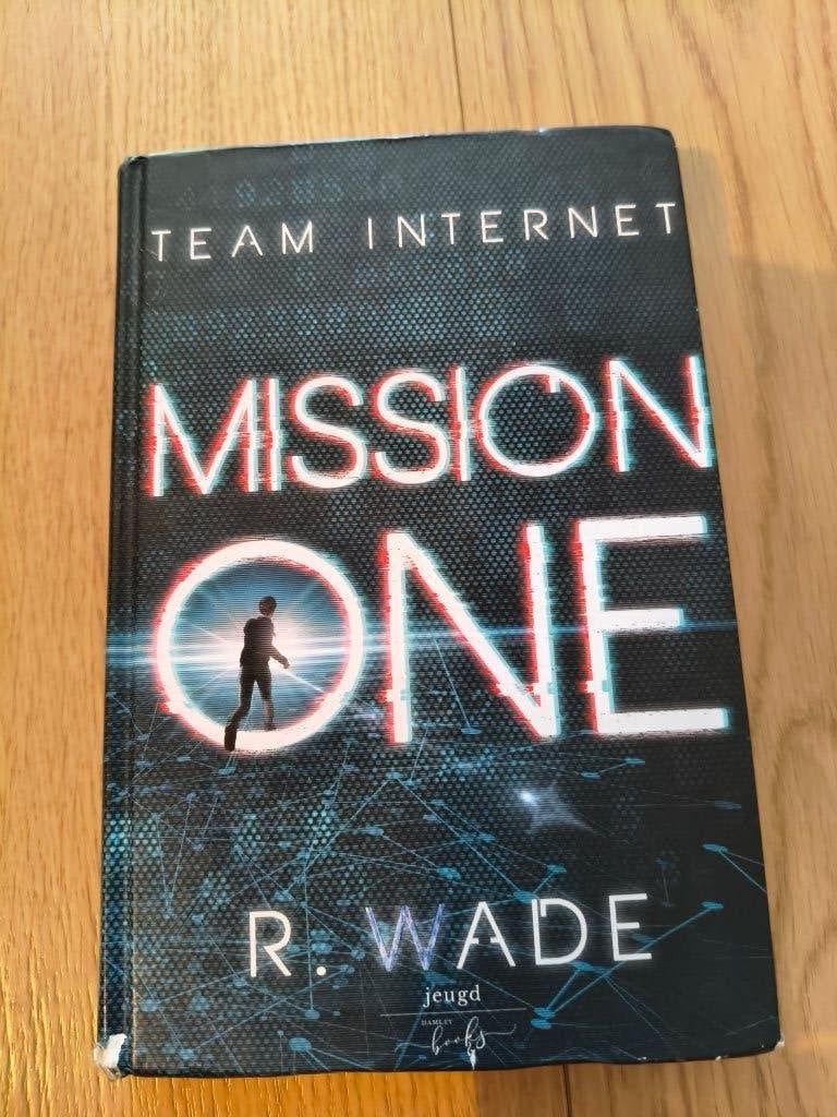 mission one boek, Diverse auteurs, Fictie, Ophalen, Gelezen
