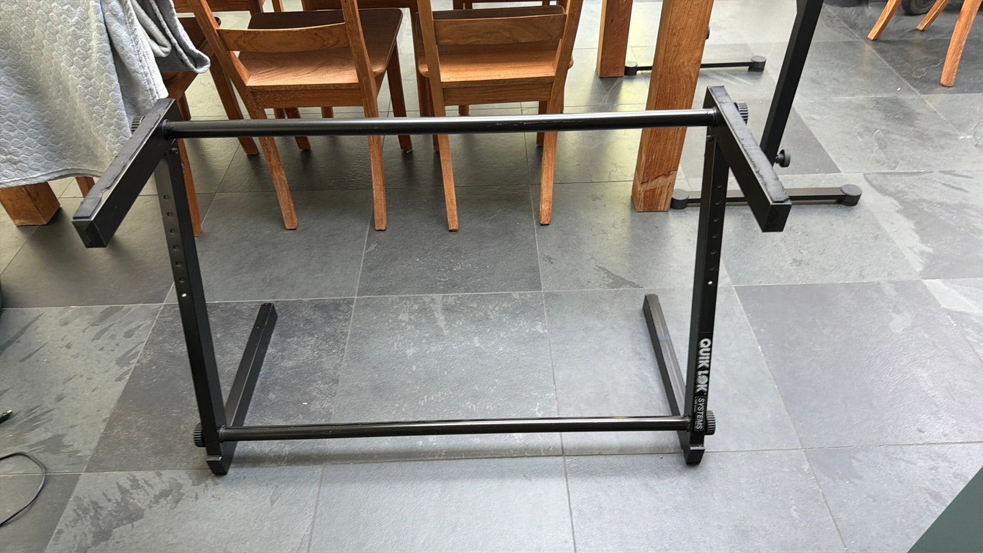 Quik lok Keyboardstandaard, Muziek en Instrumenten, Standaards, Ophalen, Gebruikt, Instrumentstandaard, Keyboard of Synthesizer