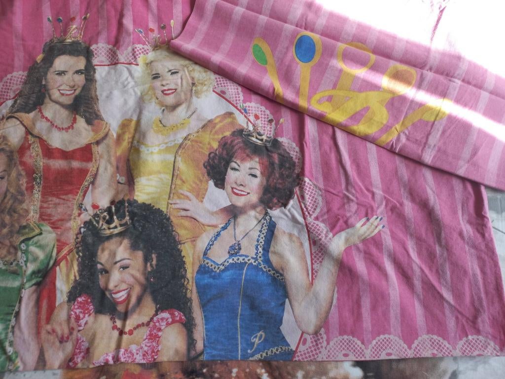 Prinsessia beddengoed, Kinderen en Baby's, Kinderkamer | Beddengoed, Zo goed als nieuw, Dekbedovertrek, Roze, Meisje, Ophalen