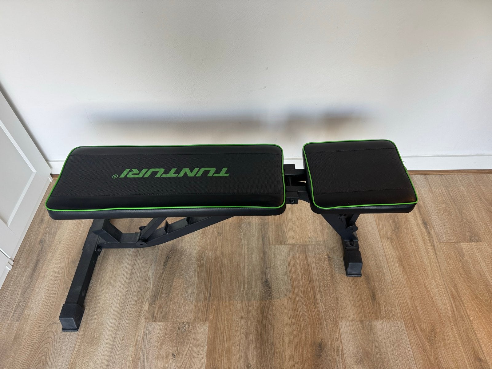 Tunturi Fitnessbank met gewichten, Sport en Fitness, Ophalen, Zo goed als nieuw, Armen, Fitnessbank