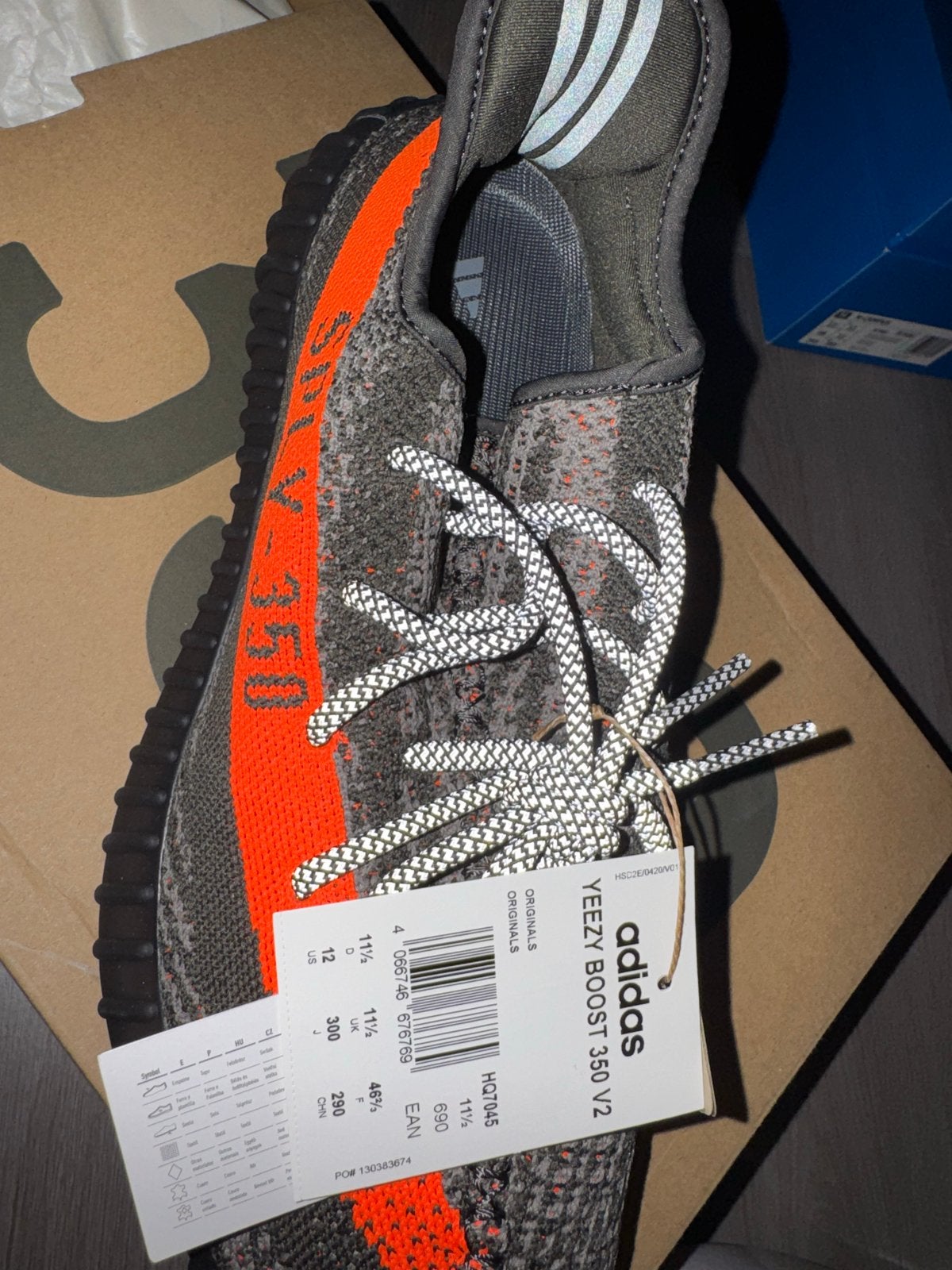 Adidas Yeezy Boost 350 V2 HQ7045 - Maat 46 2/3, Ophalen, Nieuw, Overige kleuren, Sneakers of Gympen