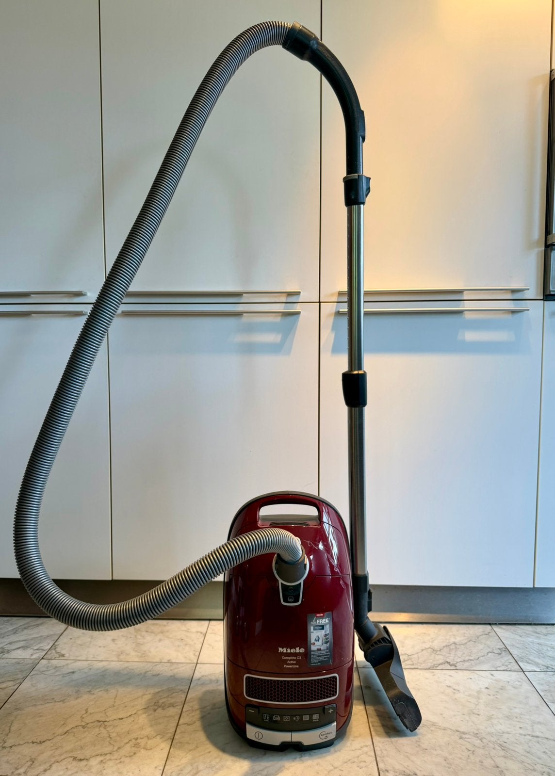 Miele Complete C3 Active PowerLine – Krachtige stofzuiger, Witgoed en Apparatuur, Stofzuigers, Miele, Stille werking, Steelstofzuiger
