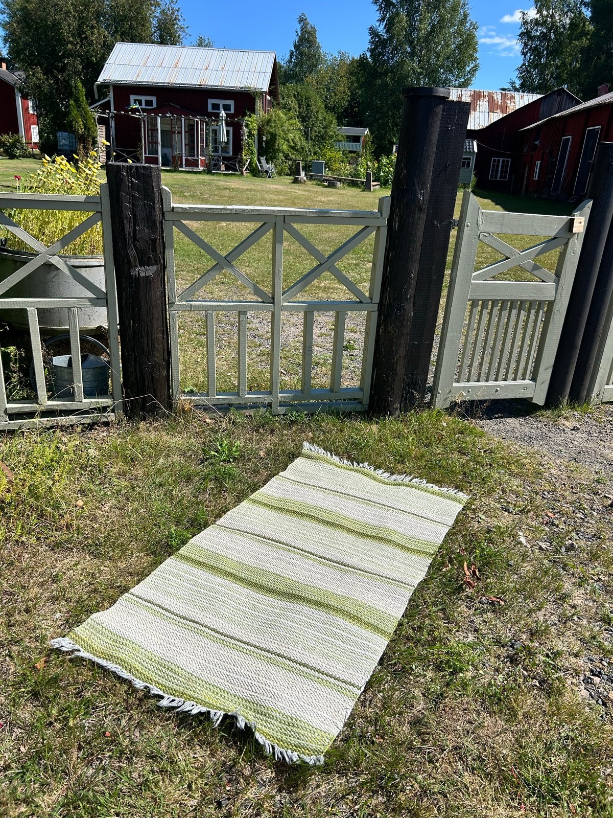 Zweedse handgeweven plastmatta 130x70 cm, Retro, Gebruikt, 100 tot 150 cm, Loppis