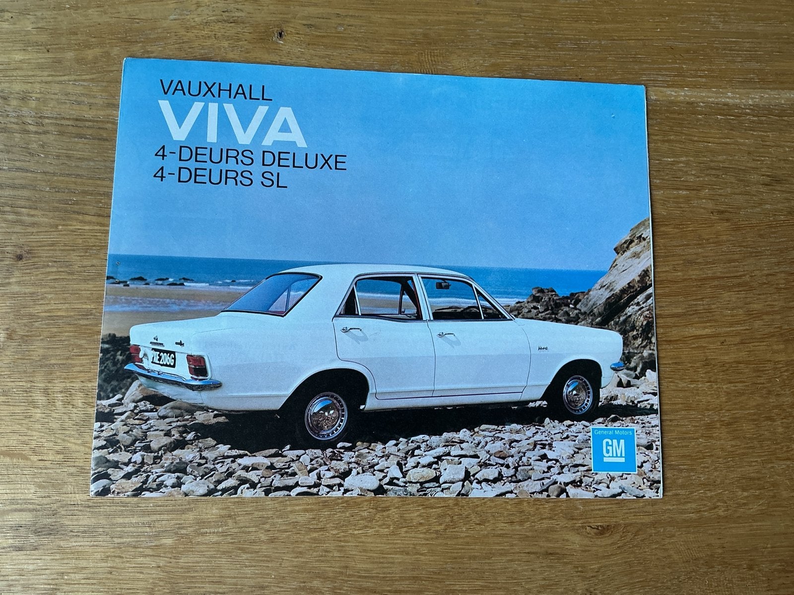 Vauxhall Viva 4-deurs Deluxe SL brochure, Ophalen of Verzenden, Zo goed als nieuw, Overige merken