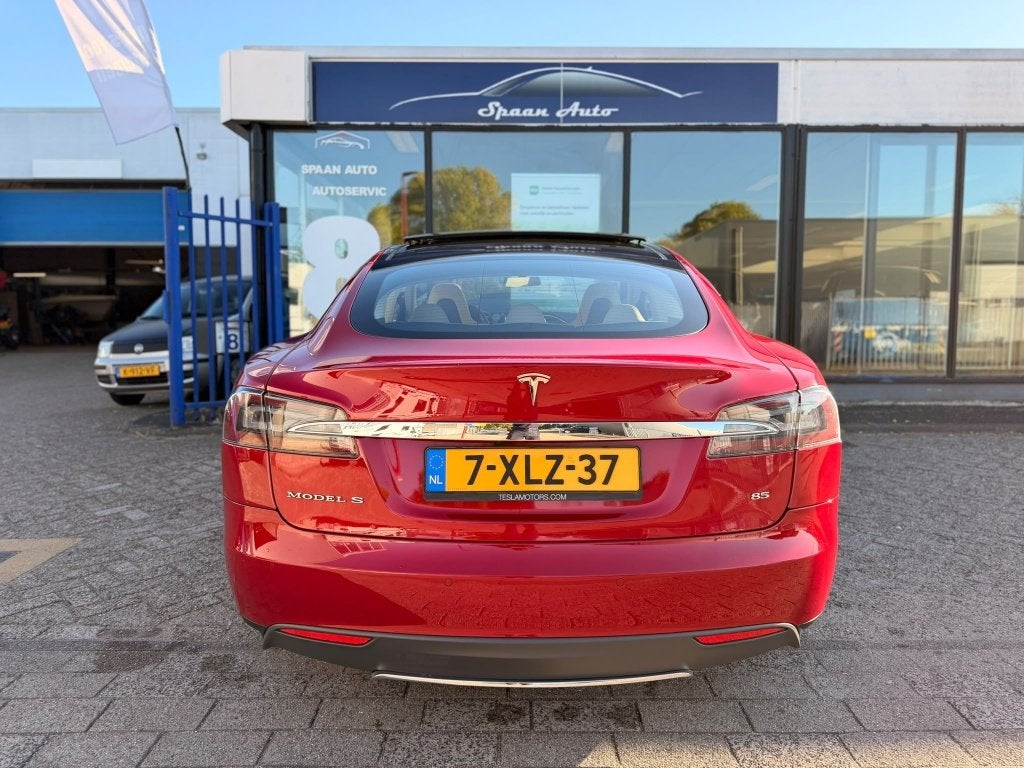 TESLA  MODEL S 85+ 421CH
