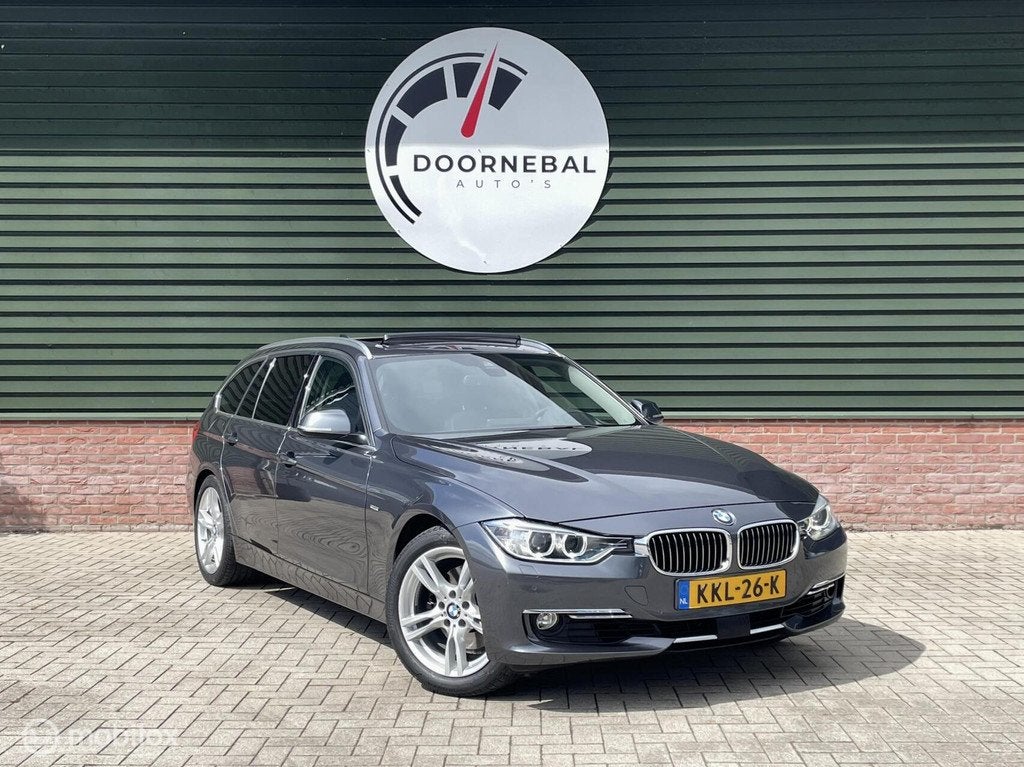BMW 3-serie Touring 328i Luxury / ZWITSERS / PANORAMA / DAB, Auto's, BMW, Automaat, Gebruikt, Zwart, 4 cilinders