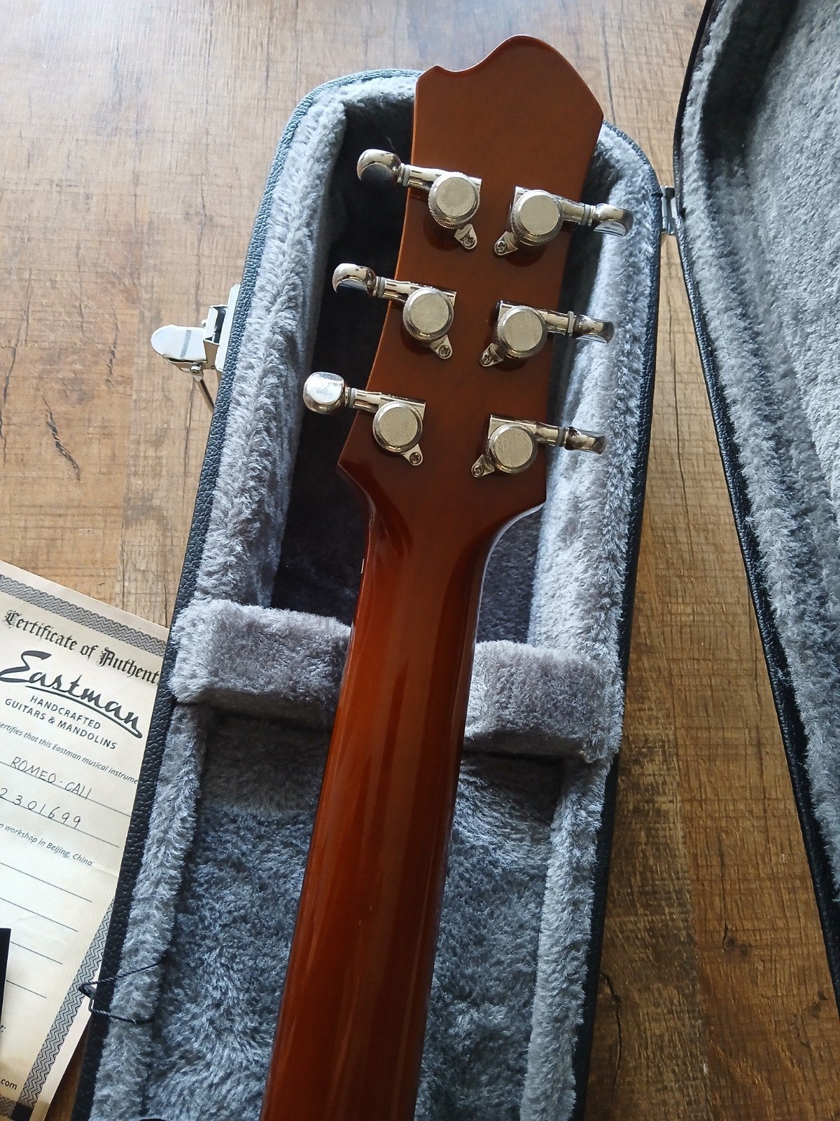 Eastman Romeo California Goldburst Semi-Hollow Gitaar, Muziek en Instrumenten, Snaarinstrumenten | Gitaren | Elektrisch, Ophalen of Verzenden
